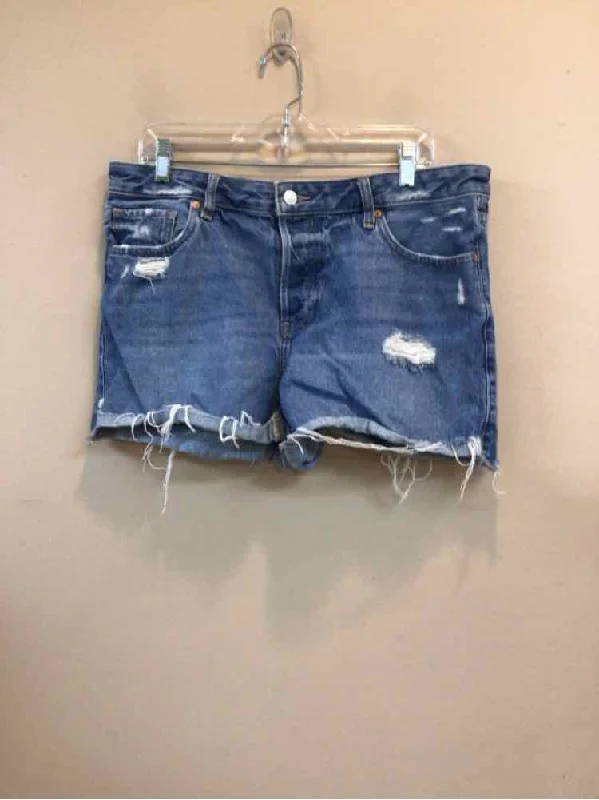 EXPRESS SIZE 12 Ladies SHORTS