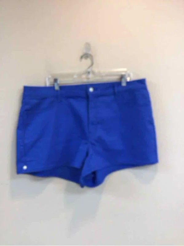 OLD NAVY SIZE 20 Ladies SHORTS